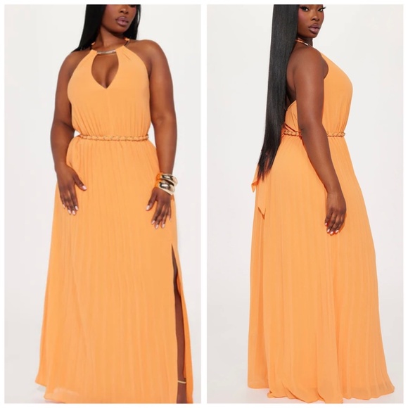 Fashion Nova Dresses & Skirts - Looks like Spring 💐